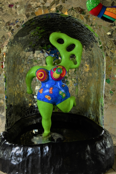 Niki de Saint Phalle - (c) R Herling.jpg